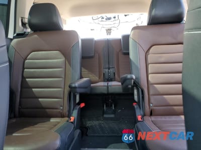 Zdjęcie 10 z 14 samochodu: 2023 VOLKSWAGEN ATLAS SEL PREMIUM R-LINE VIN:1V2FR2CA7PC549993 - miniatura