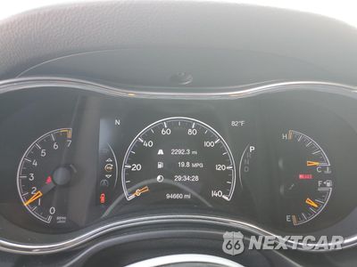 Zdjęcie 9 z 16 samochodu: 2018 JEEP GRAND CHEROKEE LAREDO VIN:1C4RJEAG4JC322623 - miniatura