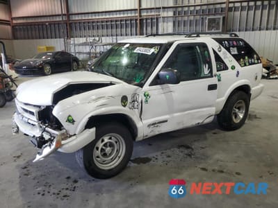 2003 CHEVROLET BLAZER 1GNCS18X63K137572 - główne zdjęcie licytacji z USA - miniatura