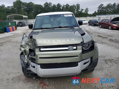 Piąte zdjęcie samochodu w środku: 2025 LAND ROVER DEFENDER 130 S VIN:SALEJFFU5S2410289 - miniatura