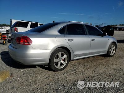 Trzecie zdjęcie samochodu z tyłu: 2015 VOLKSWAGEN PASSAT S VIN:1VWAS7A34FC103846 - miniatura
