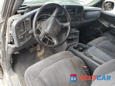 Zdjęcie 8 z 13 samochodu: 2002 CHEVROLET SILVERADO K2500 HEAVY DUTY VIN:1GCHK29U62E115349 - miniatura