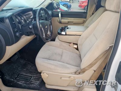 Zdjęcie 7 z 12 samochodu: 2007 CHEVROLET SILVERADO C1500 VIN:2GCEC19C271619665 - miniatura