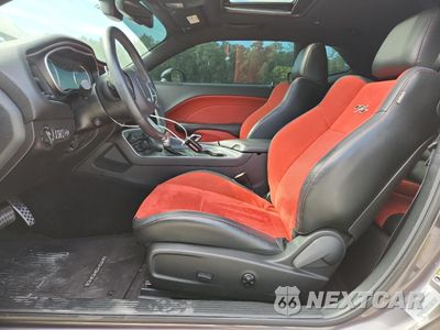 Zdjęcie 7 z 12 samochodu: 2016 DODGE CHALLENGER R/T VIN:2C3CDZBT4GH249053 - miniatura