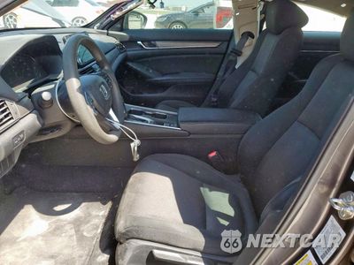 Zdjęcie 7 z 13 samochodu: 2018 HONDA ACCORD LX VIN:1HGCV1F13JA219150 - miniatura