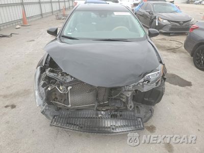 Piąte zdjęcie samochodu w środku: 2018 TOYOTA COROLLA L VIN:2T1BURHE0JC965885 - miniatura
