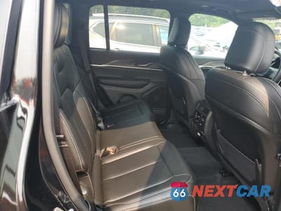 Zdjęcie 11 z 13 samochodu: 2025 JEEP GRAND CHEROKEE LIMITED VIN:1C4RJHBG2SC302906 - miniatura