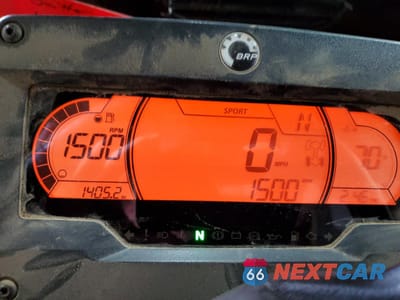 Zdjęcie 8 z 12 samochodu: 2024 CAN-AM COMMANDER XT 1000R VIN:3JBAKAX45RE001911 - miniatura