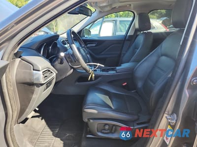 Zdjęcie 7 z 13 samochodu: 2017 JAGUAR F-PACE PRESTIGE VIN:SADCK2BV3HA495283 - miniatura