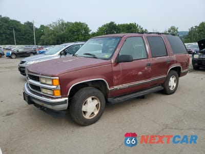 1999 CHEVROLET TAHOE K1500 1GNEK13RXXJ430856 - główne zdjęcie licytacji z USA - miniatura