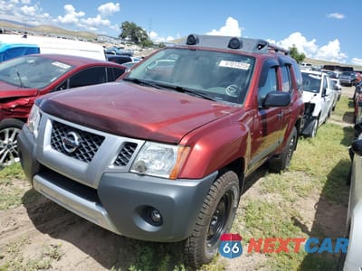 2015 NISSAN XTERRA X 5N1AN0NW8FN665190 - główne zdjęcie licytacji z USA - miniatura