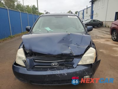 Piąte zdjęcie samochodu w środku: 2006 KIA SEDONA EX VIN:KNDMB233966042704 - miniatura