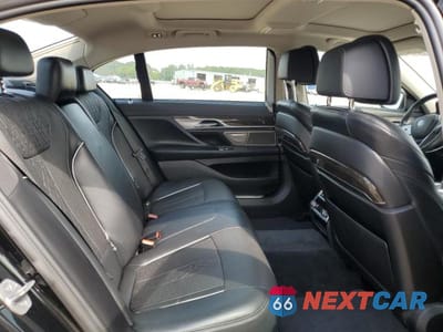 Zdjęcie 10 z 12 samochodu: 2022 BMW 740 XI VIN:WBA7T4C0XNCH65571 - miniatura