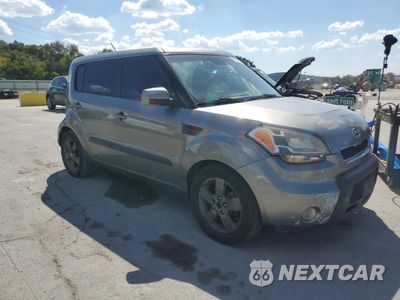 Czwarte zdjęcie samochodu z boku: 2011 KIA SOUL + VIN:KNDJT2A21B7220488 - miniatura
