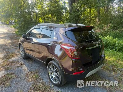 Trzecie zdjęcie samochodu z tyłu: 2018 BUICK ENCORE SPORT TOURING VIN:KL4CJ2SB1JB656857 - miniatura