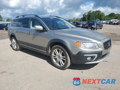 Czwarte zdjęcie samochodu z boku: 2016 VOLVO XC70 T5 PLATINUM VIN:YV4612NM3G1258416 - miniatura