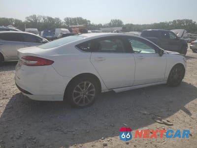 Trzecie zdjęcie samochodu z tyłu: 2017 FORD FUSION SE VIN:3FA6P0H7XHR164610 - miniatura