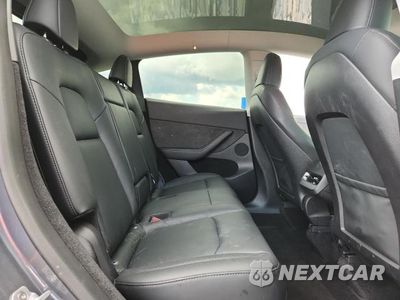 Zdjęcie 10 z 13 samochodu: 2023 TESLA MODEL Y VIN:7SAYGDEE2PA058214 - miniatura