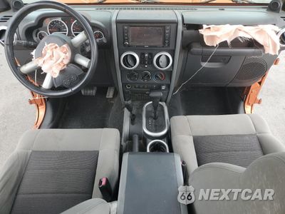 Zdjęcie 8 z 14 samochodu: 2010 JEEP WRANGLER UNLIMITED RUBICON VIN:1J4BA6H12AL192005 - miniatura