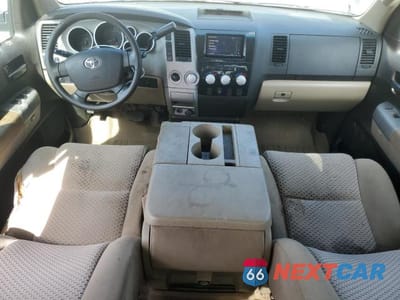 Zdjęcie 8 z 13 samochodu: 2007 TOYOTA TUNDRA SR5 DOUBLE CA VIN:5TBBT54197S452027 - miniatura