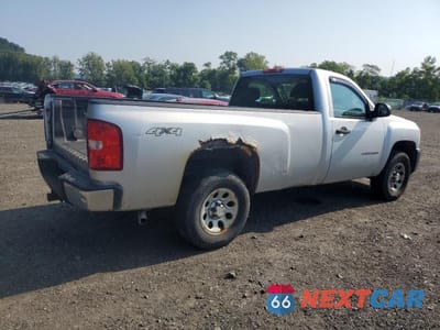 Trzecie zdjęcie samochodu z tyłu: 2011 CHEVROLET SILVERADO K1500 VIN:1GCNKPEAXBF204203 - miniatura