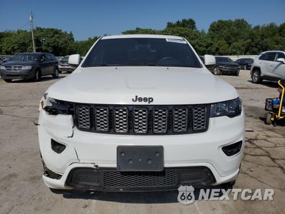Piąte zdjęcie samochodu w środku: 2019 JEEP GRAND CHEROKEE LAREDO VIN:1C4RJFAG5KC808901 - miniatura
