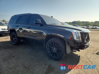 Czwarte zdjęcie samochodu z boku: 2019 CADILLAC ESCALADE LUXURY VIN:1GYS4BKJXKR393772 - miniatura