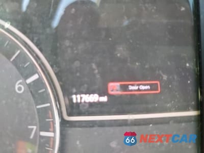 Zdjęcie 8 z 14 samochodu: 2017 NISSAN PATHFINDER S VIN:5N1DR2MM5HC614967 - miniatura