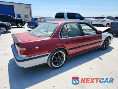 Trzecie zdjęcie samochodu z tyłu: 1991 HONDA ACCORD LX VIN:1HGCB7552MA174013 - miniatura