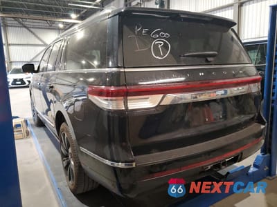 Drugie zdjęcie samochodu z przodu: 2024 LINCOLN NAVIGATOR L RESERVE VIN:5LMJJ3LG5REL07670 - miniatura