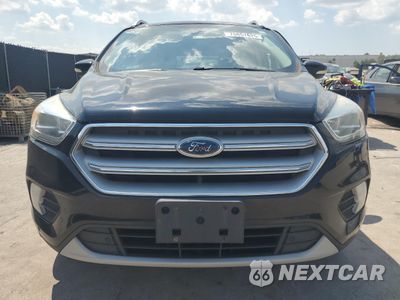 Piąte zdjęcie samochodu w środku: 2018 FORD ESCAPE TITANIUM VIN:1FMCU9J92JUB33254 - miniatura