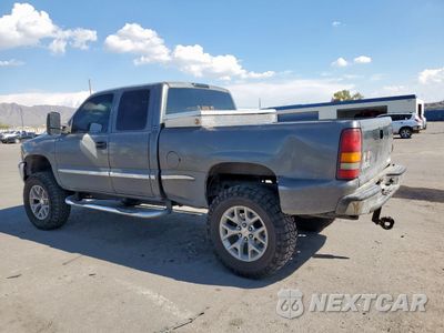 Drugie zdjęcie samochodu z przodu: 2001 GMC NEW SIERRA C1500 VIN:2GTEC19V711348904 - miniatura