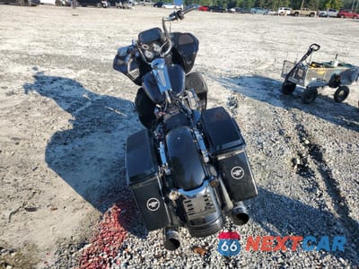 Czwarte zdjęcie samochodu z boku: 2012 HARLEY-DAVIDSON FLTRX ROAD GLIDE CUSTOM VIN:1HD1KHM16CB681238 - miniatura