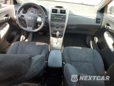 Zdjęcie 8 z 15 samochodu: 2012 TOYOTA COROLLA BASE VIN:2T1BU4EE1CC829081 - miniatura