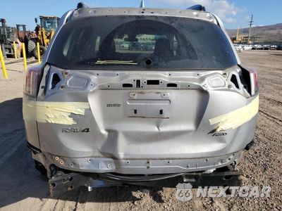 Zdjęcie 6 z 14 samochodu: 2018 TOYOTA RAV4 LE VIN:JTMBFREV3JJ210894 - miniatura