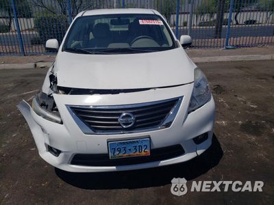 Piąte zdjęcie samochodu w środku: 2013 NISSAN VERSA S VIN:3N1CN7AP0DL868174 - miniatura