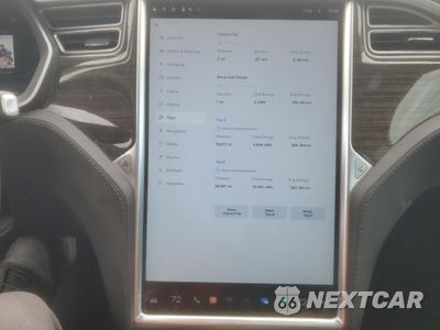 Zdjęcie 9 z 14 samochodu: 2014 TESLA MODEL S VIN:5YJSA1H18EFP50408 - miniatura