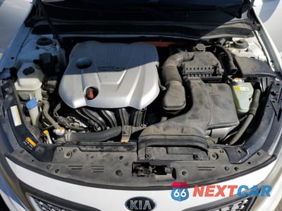 Zdjęcie 11 z 12 samochodu: 2016 KIA OPTIMA HYBRID VIN:KNAGN4AD8G5092025 - miniatura