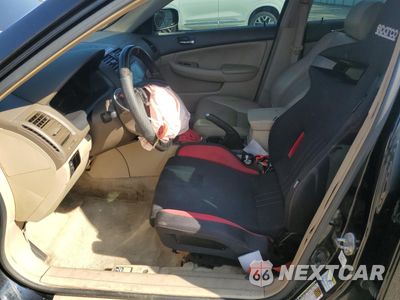 Zdjęcie 7 z 15 samochodu: 2005 HONDA ACCORD EX VIN:1HGCM56845A135917 - miniatura