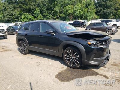 Czwarte zdjęcie samochodu z boku: 2025 MAZDA CX-50 PREMIUM PLUS VIN:7MMVABEM9SN370704 - miniatura