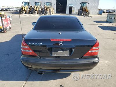 Zdjęcie 6 z 14 samochodu: 2003 MERCEDES-BENZ SLK 230 KOMPRESSOR VIN:WDBKK49F33F280207 - miniatura