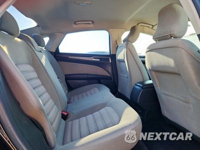 Zdjęcie 10 z 14 samochodu: 2017 FORD FUSION S VIN:3FA6P0G70HR217543 - miniatura