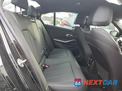 Zdjęcie 10 z 12 samochodu: 2021 BMW 330XI VIN:3MW5R7J00M8C05989 - miniatura