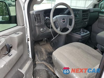 Zdjęcie 8 z 13 samochodu: 2017 GMC SAVANA G2500 VIN:1GTW7AFF0H1912284 - miniatura