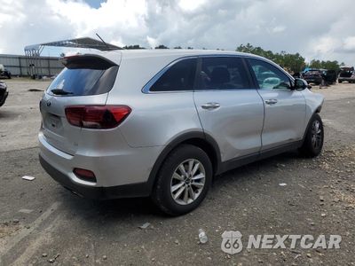 Trzecie zdjęcie samochodu z tyłu: 2020 KIA SORENTO S VIN:5XYPGDA56LG614254 - miniatura