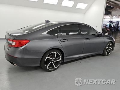 Trzecie zdjęcie samochodu z tyłu: 2020 HONDA ACCORD SPORT VIN:1HGCV1F30LA091776 - miniatura