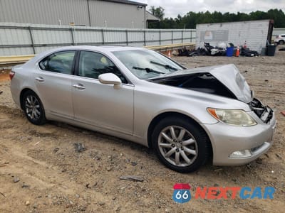 Czwarte zdjęcie samochodu z boku: 2008 LEXUS LS 460 VIN:JTHBL46F885073682 - miniatura