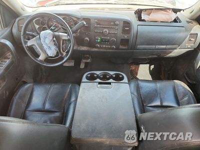 Zdjęcie 8 z 14 samochodu: 2011 CHEVROLET SILVERADO K2500 HEAVY DUTY LT VIN:1GC1KXC83BF201495 - miniatura
