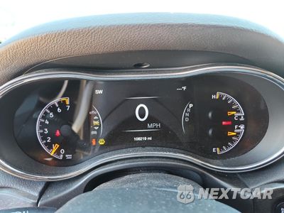 Zdjęcie 9 z 13 samochodu: 2018 JEEP GRAND CHEROKEE LAREDO VIN:1C4RJFAG3JC367929 - miniatura
