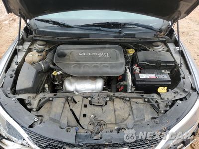 Zdjęcie 11 z 12 samochodu: 2016 CHRYSLER 200 LIMITED VIN:1C3CCCAB3GN109771 - miniatura